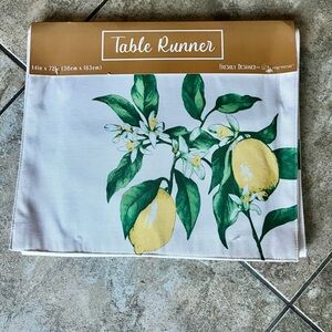 Lemon Table Runner